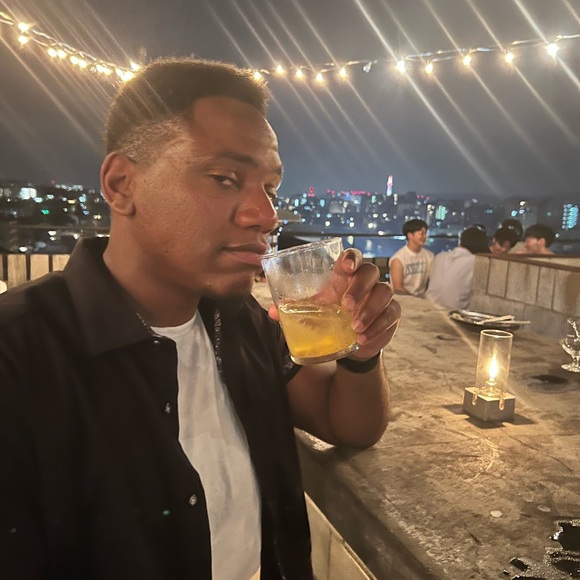 Meet your Posher, Jon - Picture 1 of 1